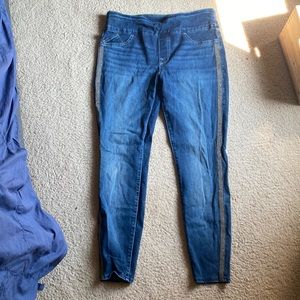 Jean legging with embellishments